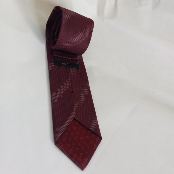 Recent Gucci mens stripe silk tie - Picture 11 of 12